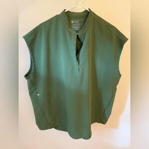 Figs olive green set - Zamora joggers and Rafaela top